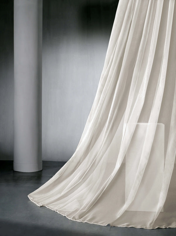 Oscar Tulle-Drapery That Combines Modern Design with Classic Elegance