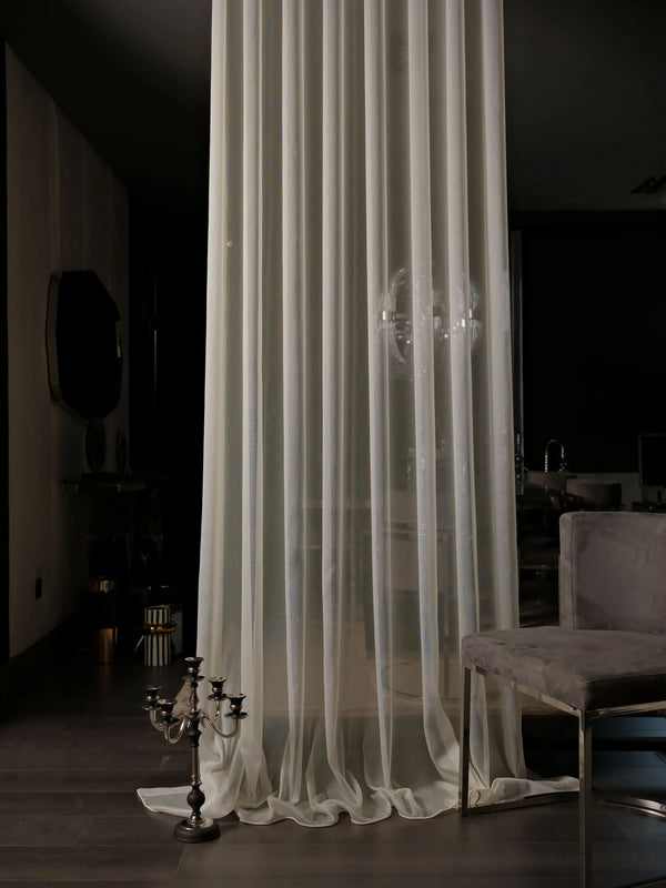 Perla Tulle-Luxury Window Dressing: Where Style Meets Function